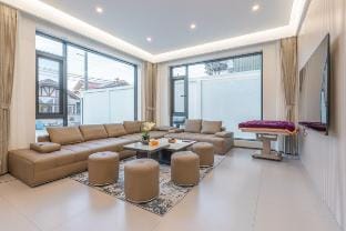 TML - Pattaya City Center Luxury Private Villa with Private Pool and KTV Villa in Pattaya City