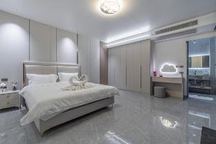 TML-pattaya 6 bedroom (swimming pool，powerful ktv) Villa in Pattaya City