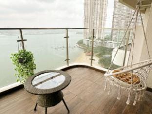 甜蜜浪漫小屋@Danga Bay YiJia Apartment in Johor Bahru