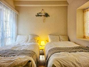 Open#신주쿠5분 #가부키초10분 #다다미아파트#침실3개  6bed#베스트슬립매트리스 Villa in Shinjuku