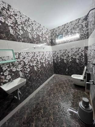 Salt life Swimming pool chill out  Apartment in Puducherry, India