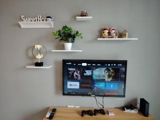 G06-9Pax, Walking to Tebrau AEON, Ikea/Toppen Mall Apartment in Johor Bahru