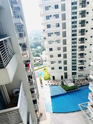 Deluxe Studio in Suntrust Asmara Apartment in Manila City