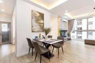 Comfort &Peaceful 3BRs at Phu My Hung-Next to SECC Apartment in Ho Chi Minh City