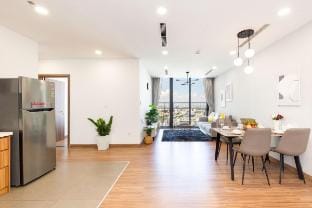 Amazing View -Big 3BRs Apt at Top Floor -Free Pool Apartment in Ho Chi Minh City