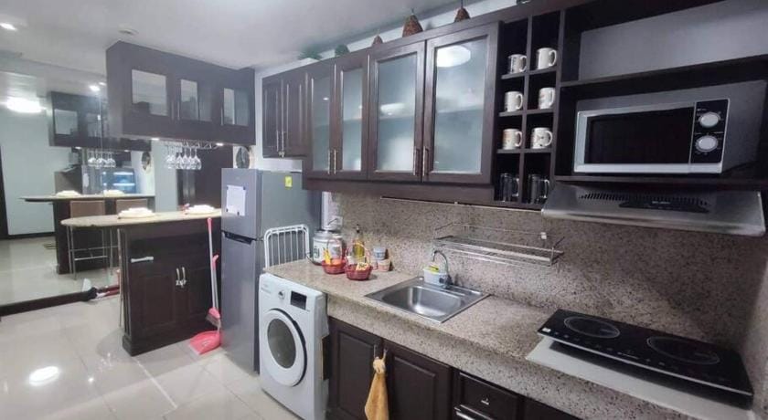 Parañaque Apartments Apartment in Las Pinas