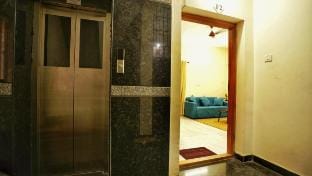 Mama Rose Homestay in Palikarnai Apartment in Chennai