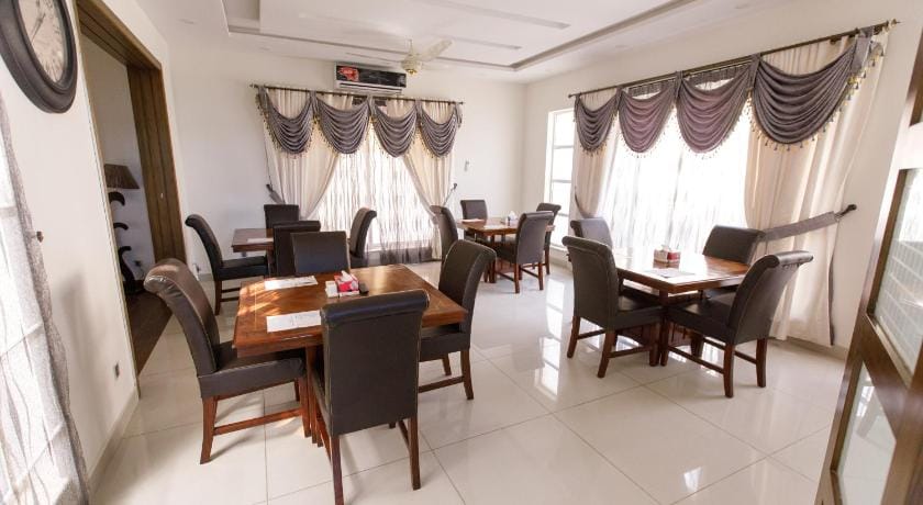 Canadian Inn E-11  Islamabad Hotel in Islamabad