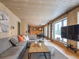 person holiday home in Favang Vacation rental in Innlandet