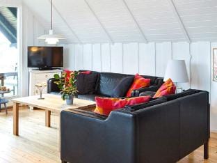 Seaside Serenity in LumsAYs-By Traum Vacation rental in Zealand