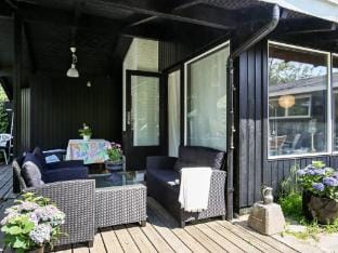 person holiday home Vacation rental in Zealand