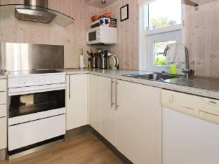 person holiday home in Hadsund-By Traum Vacation rental in Central Denmark Region