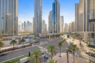 Silkhaus Modern 1BR | Burj Crown by Burj Khalifa Apartment in Dubai