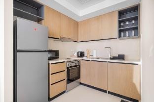 Silkhaus Modern 1BR | Burj Crown by Burj Khalifa Apartment in Dubai