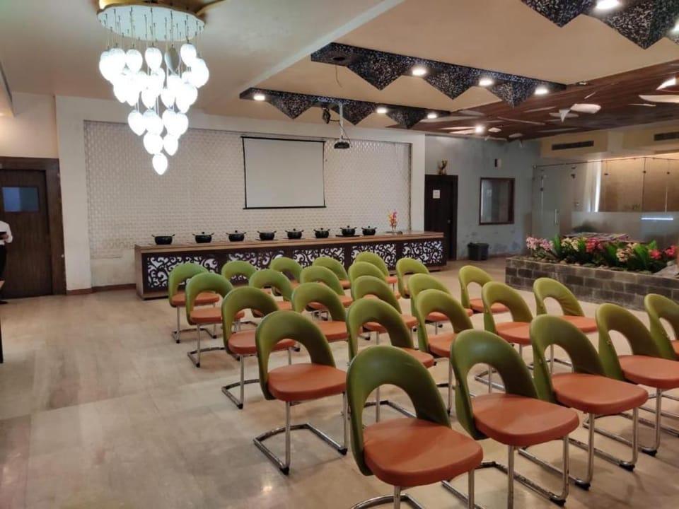 The Vishwanath International - Naimisharanya, Sitapur Hotel in Uttar Pradesh