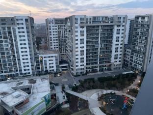 Penthouse View - GranVia Park Apartment in Bucharest