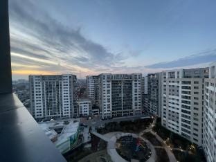 Penthouse View - GranVia Park Apartment in Bucharest