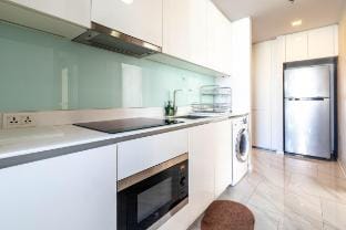 Hyde Sukhumvit 11 2BR Branded Suites BTS Nana Apartment in Bangkok