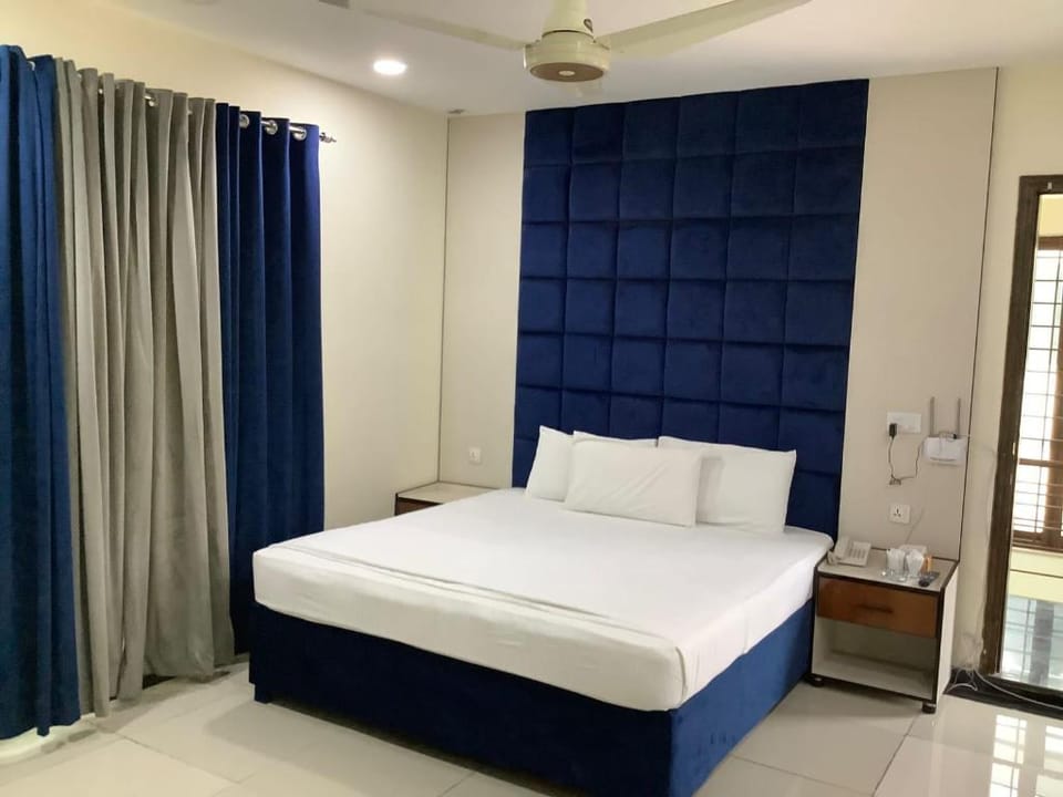 Rose Valet Guest House Hotel in Islamabad