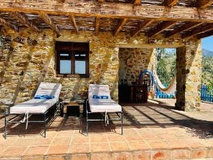 Cosy house with a private pool and beautiful view Vacation rental in Sierra de las Nieves