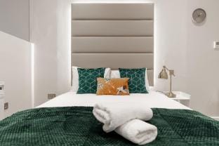 Hyde Park Studios Apartment in City of Westminster