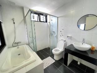 【New】2Bedroom Suite@EncorpResidence-Mall-Alpha IVF Vacation rental in Petaling Jaya