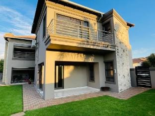 Villa De Gabe is a modern & luxurious home  Vacation rental in Pretoria