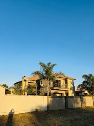 Villa De Gabe is a modern & luxurious home  Vacation rental in Pretoria