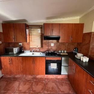 Your conveniently located comfortable studio Apartment in South Africa