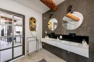 Vue Dexception  Gordes Vacation rental in Gordes