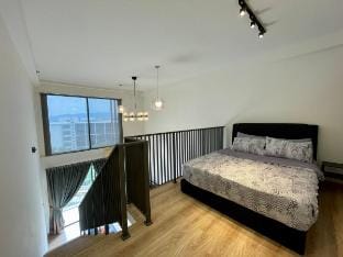 Emporis8 Netflix @ SEGI Emhub Kota Damansara IKEA Vacation rental in Petaling Jaya