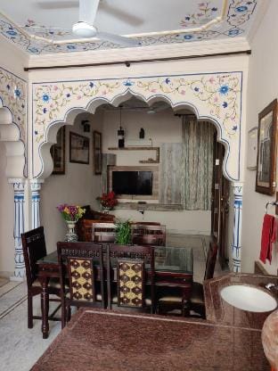 The Haveli , A Home Stay (entire ground floor) Apartment in Jaipur