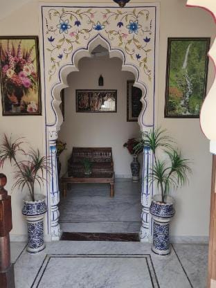The Haveli , A Home Stay (entire ground floor) Apartment in Jaipur
