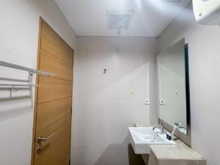 Relaxing 1BR Apt @Aryaduta Residence By Travelio Apartment in Surabaya