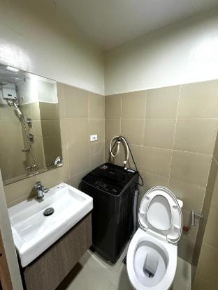 Bachelor Pad Shore 3 Residences Tower 3 Apartment in Pasay