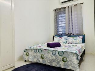 Comfy Spacious Tg Malim 3-Room | Sekiah32A Vacation rental in Selangor, Malaysia