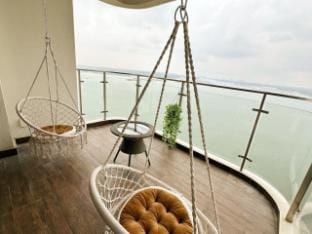 中式原木两居室•海景豪华套房 Apartment in Johor Bahru