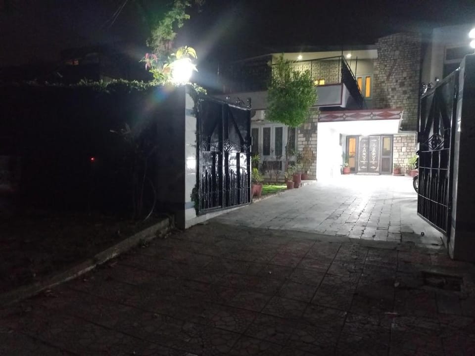 Travel Inn Islamabad Hotel in Islamabad