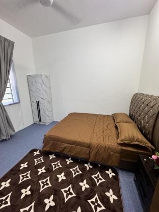 HOMESTAY DESA ALA HOTEL |  PERUBATAN AYAH MAT  Vacation rental in Malaysia