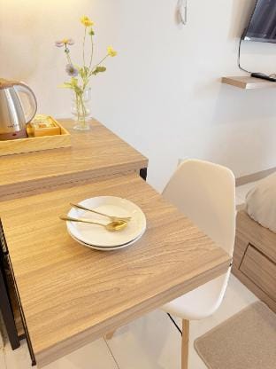 Serenity Room Pik 2 + Netflix by Koze (Teluknaga) Apartment in West Java