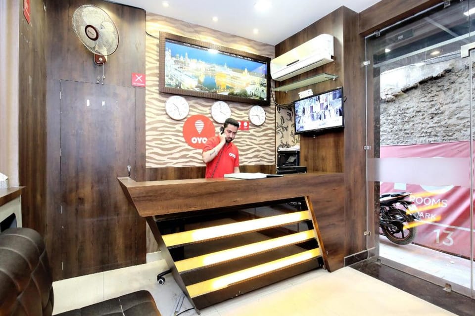 Hotel O Grand Park Hotel in Punjab, India