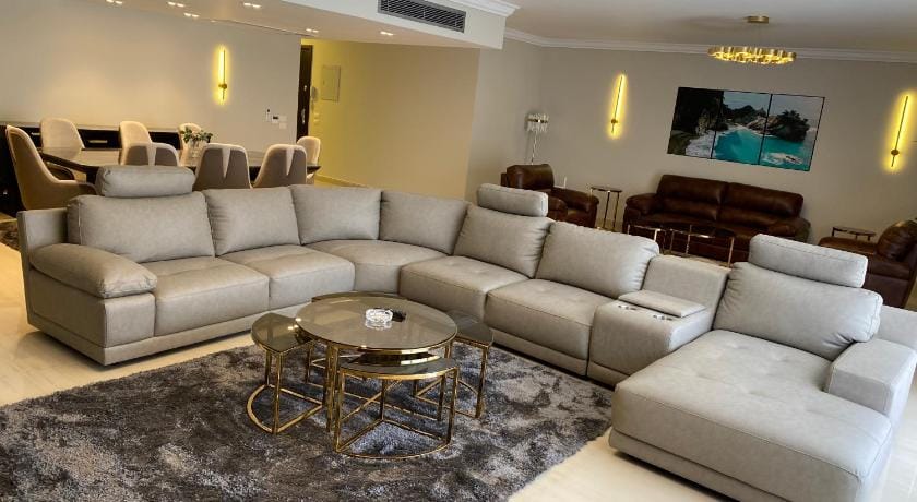 Luxurious Family 5BR Pool View Near Airport! Apartment in New Cairo City
