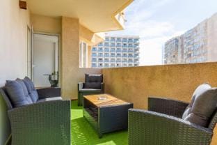 Oasis con terraza, vistas y piscina en la azotea Apartment in Torremolinos