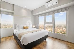 Magnolia 18 ApartHotel by Kozystay - Kebon Jeruk Apartment in Jakarta