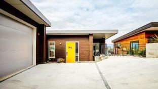 Amazing lake view house+Floor heating（湖景别墅+地暖） Villa in Queenstown