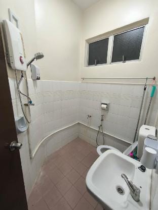 Cozy Homestay near Pantai & Aeon Big - 10pax Vacation rental in Johor