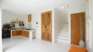 Aesthetic 3BR Villa in Canggu! Villa in North Kuta