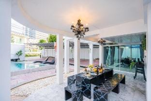 Your Sea Cret pool villa Vacation rental in Pattaya City