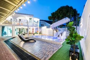 Your Sea Cret pool villa Vacation rental in Pattaya City