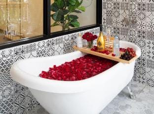 Luxury Container MRT/BTS next to Big C/Tesco Lotus Vacation rental in Bangkok
